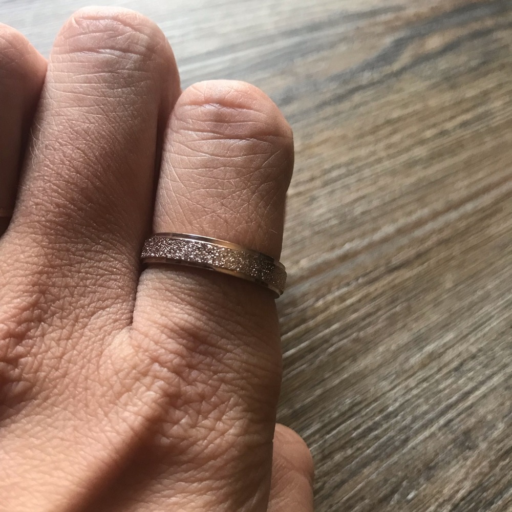 Frosted Stainless Steel Rose Gold Ring - Picture 5 of 6
